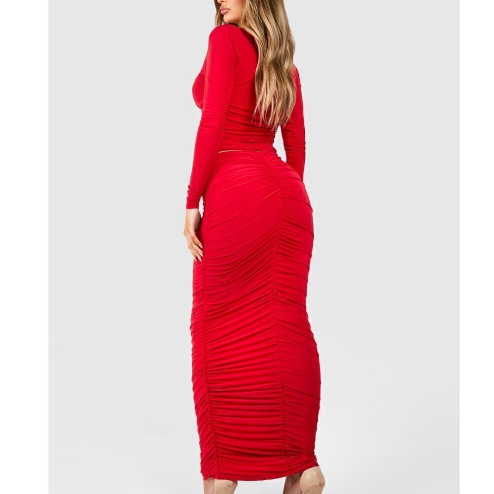 Boohoo Ruched Slinky Maxi Skirt - NWT - Size 6 - Picture 2 of 9